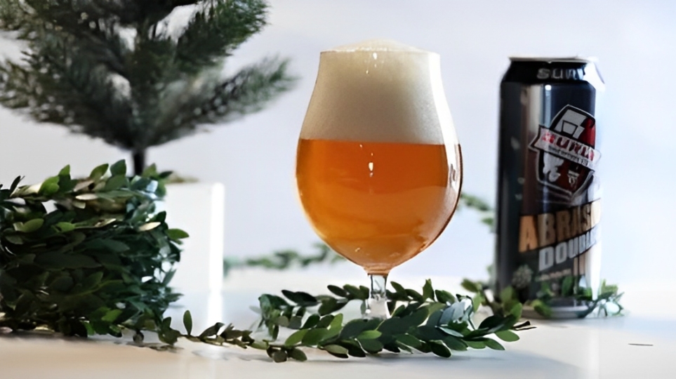 Abrasive Ale highlights the aroma of hops - Abrasive Ale: The Strong Flavor of Imperial IPA Beer