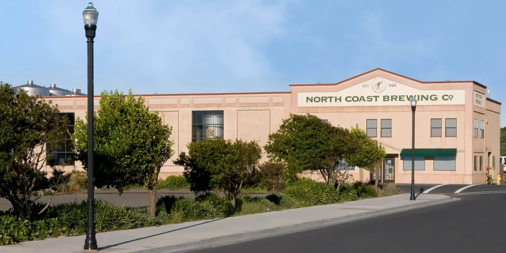 An minh tai North Charleston South Carolina noi tung thung bia duoc u trong khong gian dam chat mien Nam nuoc My 1024x512 - Boy King Imperial IPA: Vị Vua Của L&agrave;ng Bia Thủ C&ocirc;ng Miền Nam