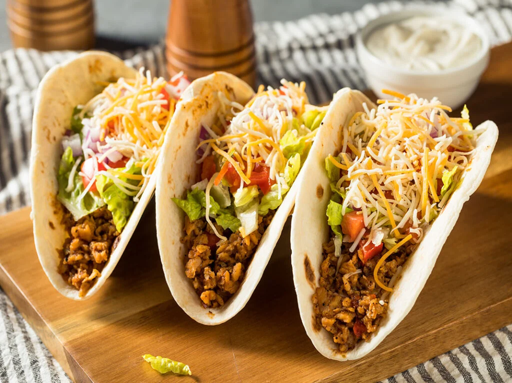 Dia tacos cay nong mon an kem hoan hao voi Broo Doo - Broo Doo: B&ugrave;ng Nổ Hương Vị Hoa Bia Tươi Từ Mỹ