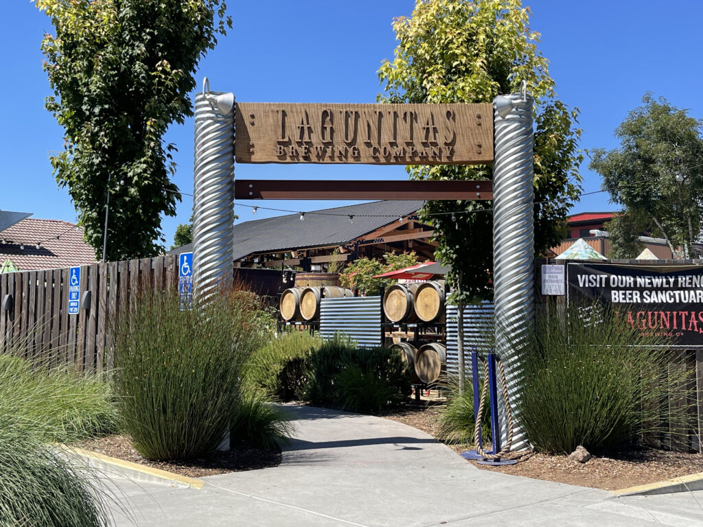 Lagunitas Sucks: Khi Trái Tim Biết Say Trước Cả Vị Đắng Lagunitas Brewing Company Petaluma Taproom July 2023 Sarah Stierch 02 1024x768 - Lagunitas Sucks: Khi Trái Tim Biết Say Trước Cả Vị Đắng