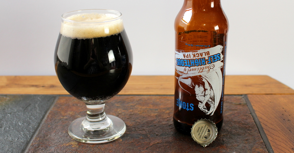 Sublimely Self-Righteous: Khi Nghệ Thuật và Cá Tính Giao Thoa Ly bia den voi lop bot trang min anh sang chieu xuyen qua tao cam giac dam da va bi an - Sublimely Self-Righteous: Khi Nghệ Thuật và Cá Tính Giao Thoa