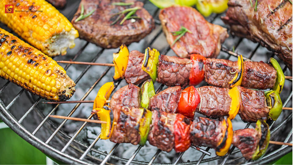 Mon nuong BBQ dam da ket hop hoan hao voi Knuckle Sandwich - Knuckle Sandwich: Tr&aacute;i Tim Nam California