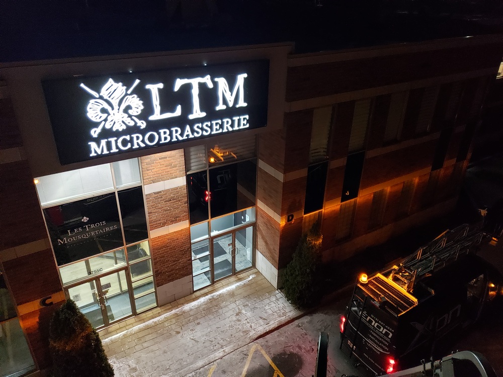 Grande Cuvée Porter Baltique: Ein Meisterwerk aus Quebec Brauerei Les Trois Mousquetaires in Brossard, Quebec – Grande Cuvée Porter Baltique: Ein Meisterwerk aus Quebec
