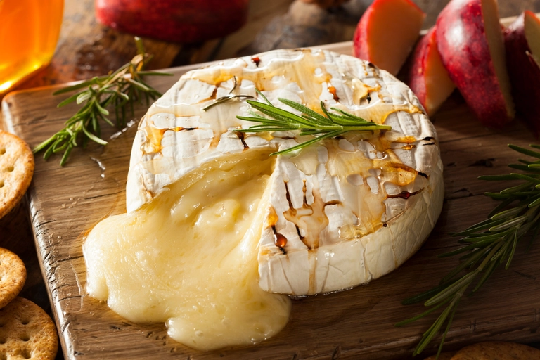 Juliet Goose Island: Every Sip Is A Foolish Note Soft Brie cheese goes perfectly with Juliet beer - Juliet Goose Island: Every Sip Is A Foolish Note