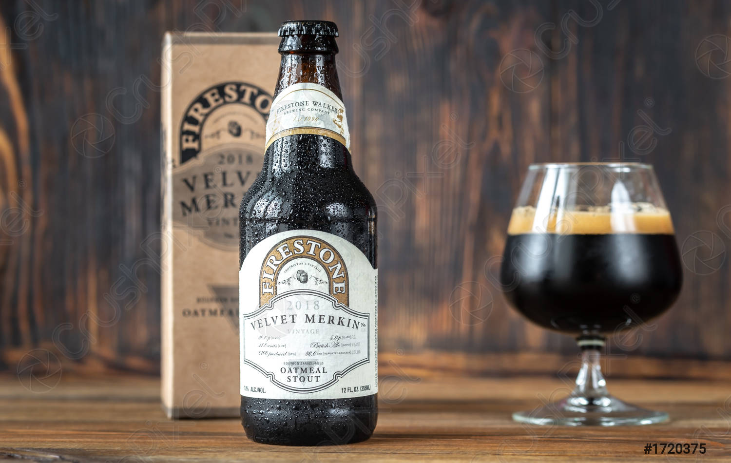 Velvet Merkin: Cảm Xúc Đậm Đà Của Oatmeal Stout Velvet Merkin la mot hanh trinh vi giac duoc det nen tu hang loat tang huong hoa quyen - Velvet Merkin: Cảm Xúc Đậm Đà Của Oatmeal Stout