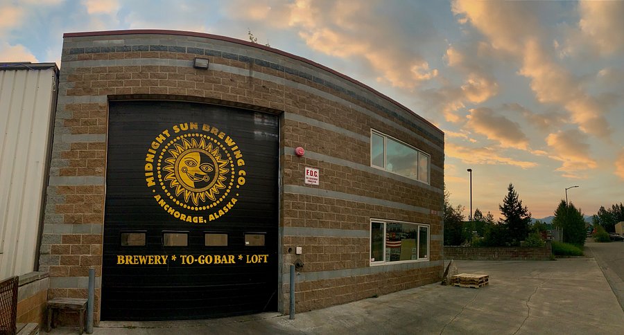 Midnight Sun is not just a brewery – it's also a repository of inspiration - BREWtality - Espresso Black Bier – Deep Black Beer Flavor