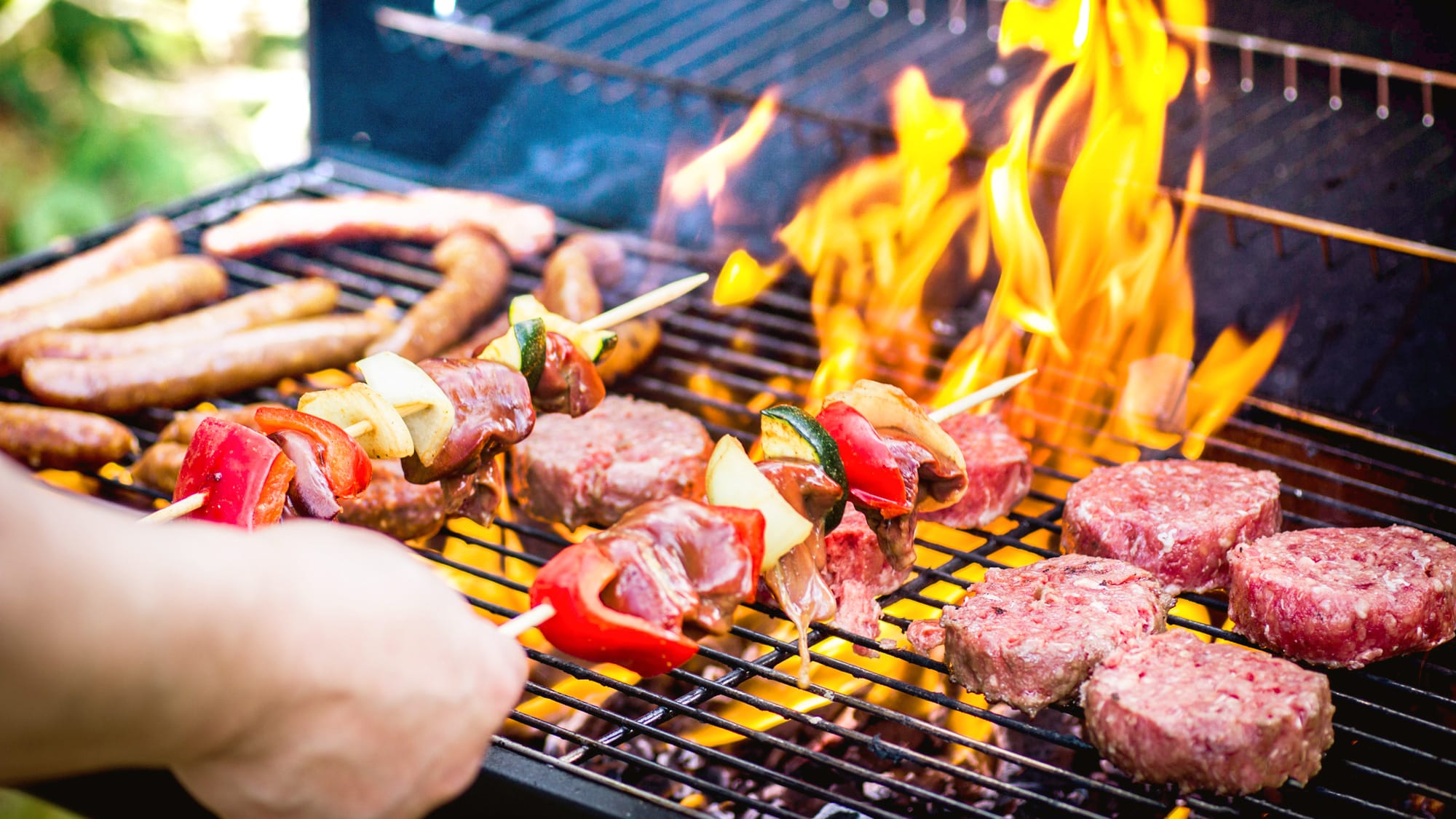 BBQ Grilled Meat Combined with Guinness Black Lager Creates a Dazzling Food Experience - Guinness Black Lager: Endless Emotions From Ireland