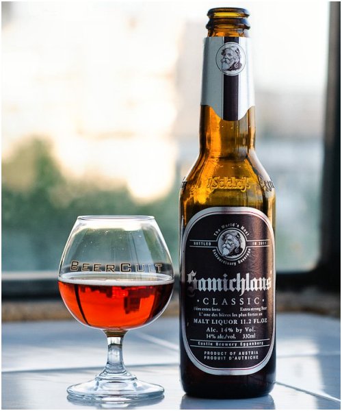 Samichlaus Schwarzes: Chuyện Kể Của Biểu Tượng Bia Đen Áo Samichlaus Schwarzes phu hop khi thuong thuc cung bia - Samichlaus Schwarzes: Chuyện Kể Của Biểu Tượng Bia Đen Áo