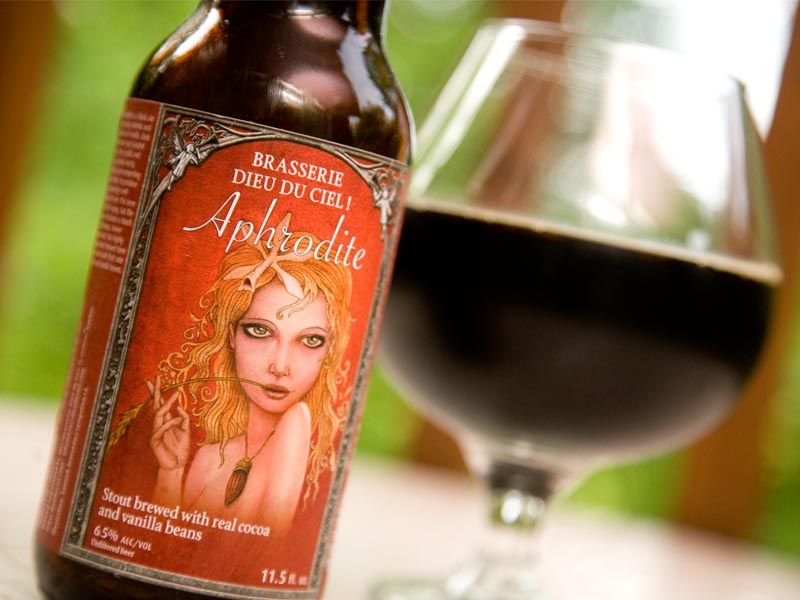 Aphrodisiaque / Aphrodite: Chuyện Tình Đen Sóng Sánh Giữa Đêm Montreal