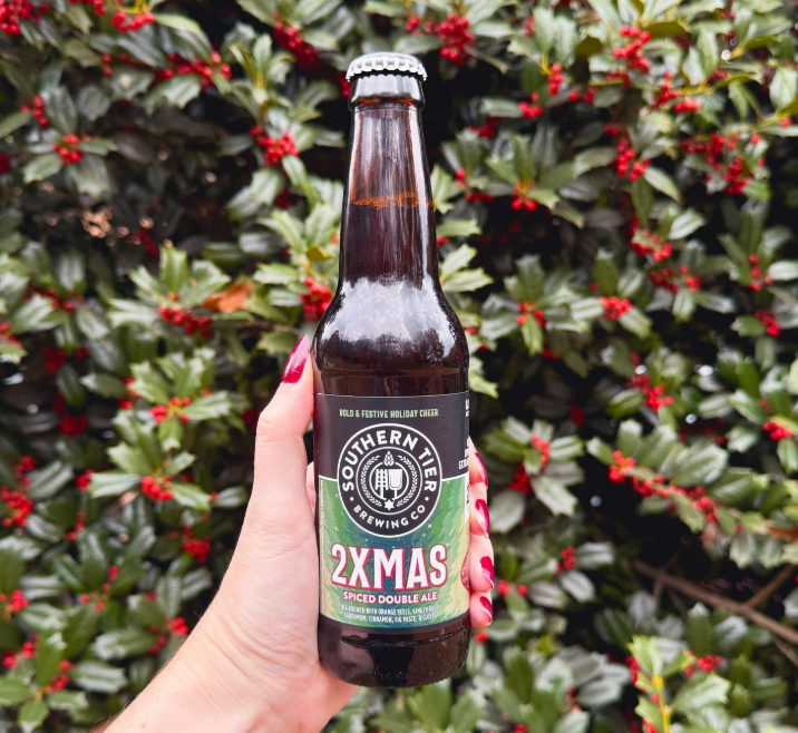 2XMAS ra doi &ndash; mot Spiced Double Winter Ale voi do con 8 &ndash; dam da quyen ru va day me hoac nhu nu hon dau duoi tan cay tung phu tuyet - 2XMAS: Đốm Lửa Nhỏ Giữa M&agrave;n Tuyết Trắng