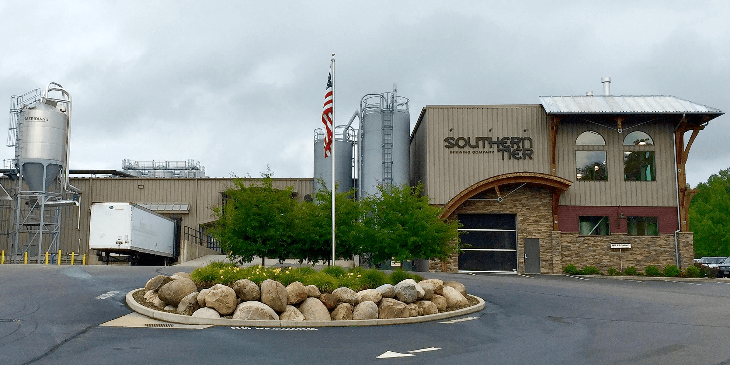 April 7, 2003 Southern Tier Brewing Company officially launched - Krampus: The Traveler Who Carries Fire in the Snow