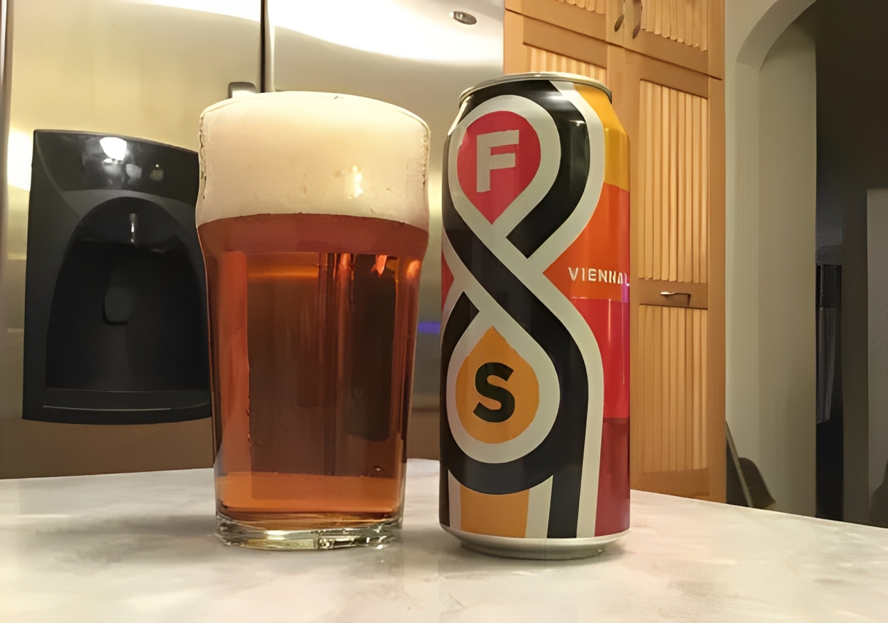 小麦畑に沈む夕日のような、温かい琥珀色のビール - ウィーンラガー：アメリカにおけるオーストリア伝統の醸造