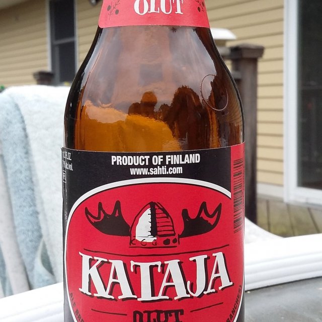 意味のあるカタヤ名が付いた Lammin Kataja Olut ビール瓶の画像 - Lammin Kataja Olut: フィンランド ビールの一滴一滴に込められたジュニパーの森の魂