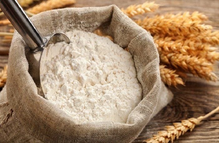 Süßer Ruf: Weizenwein-Meisterwerk aus goldenem Eichenfass Süßer Ruf: Weizenwein-Meisterwerk aus goldenen Holzfässern