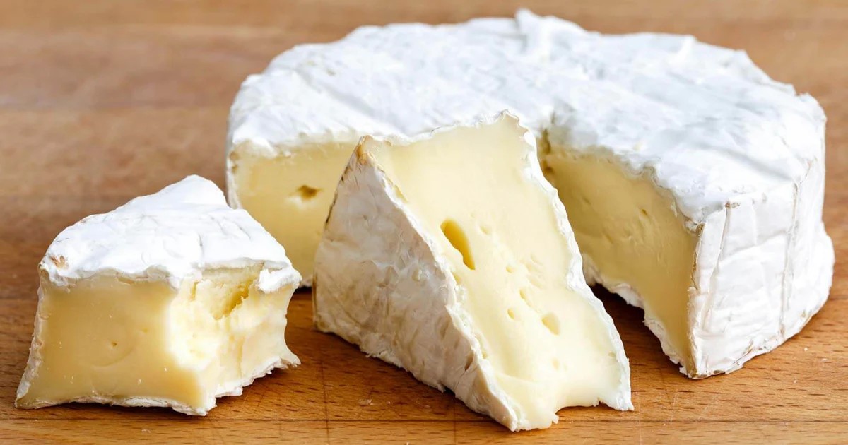 The golden Brie cheese melts on the tongue, instantly clarified by the mild sourness of the beer - Amour Fou: The Essence of Bière de Garde From Fox Farm Brewery