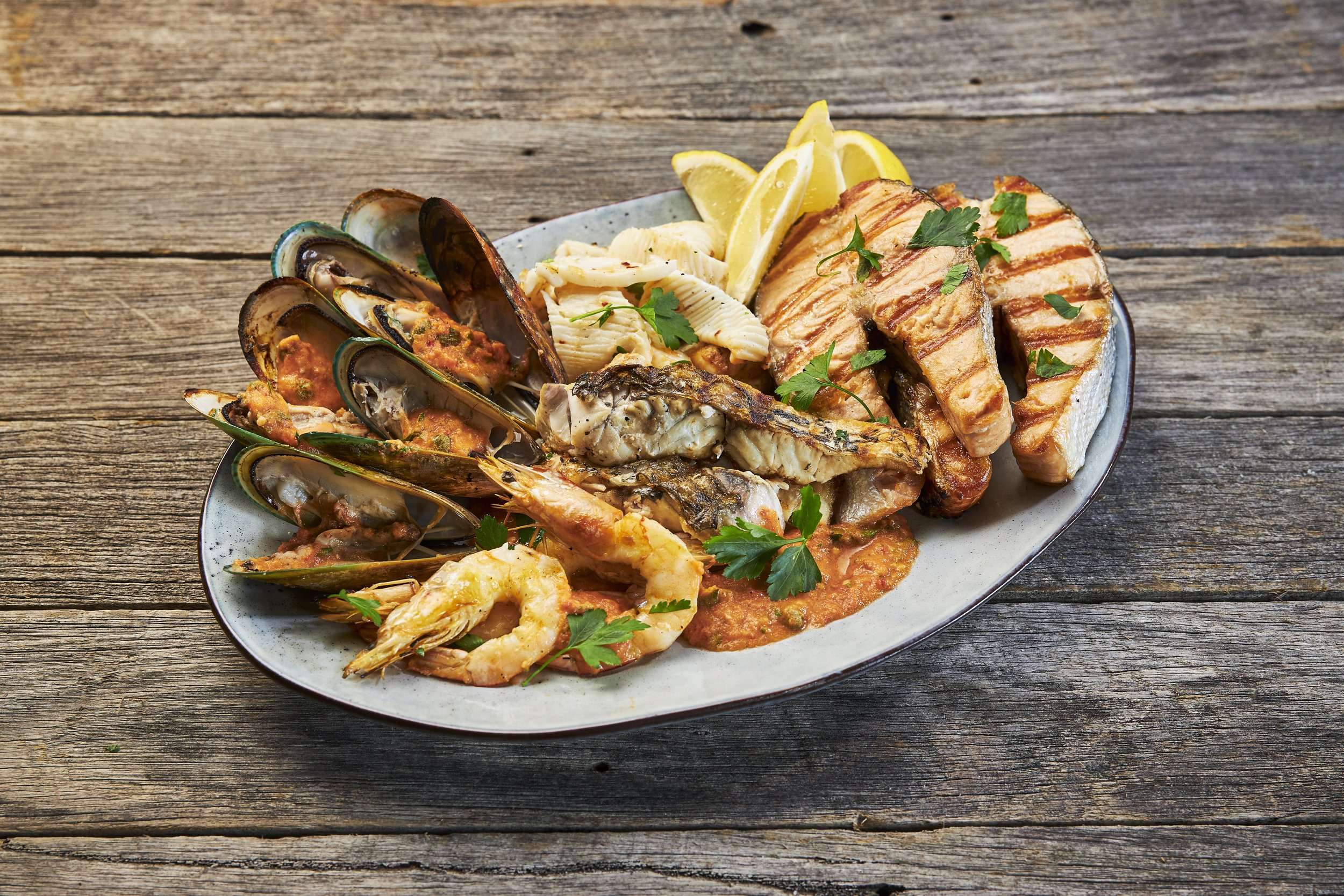 Like sushi or grilled seafood, the perfect combination of the freshness of beer and the sweetness of seafood - Bretta Rosé: When 'Crazy' Men Meet Addictive Fruits