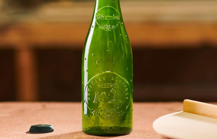 Reserva 1925: A Dream Show From Cervezas Alhambra Reserva 1925 is recognized by Europe's leading gourmet experts for its outstanding taste quality - Reserva 1925: A Dreamy Performance From Cervezas Alhambra