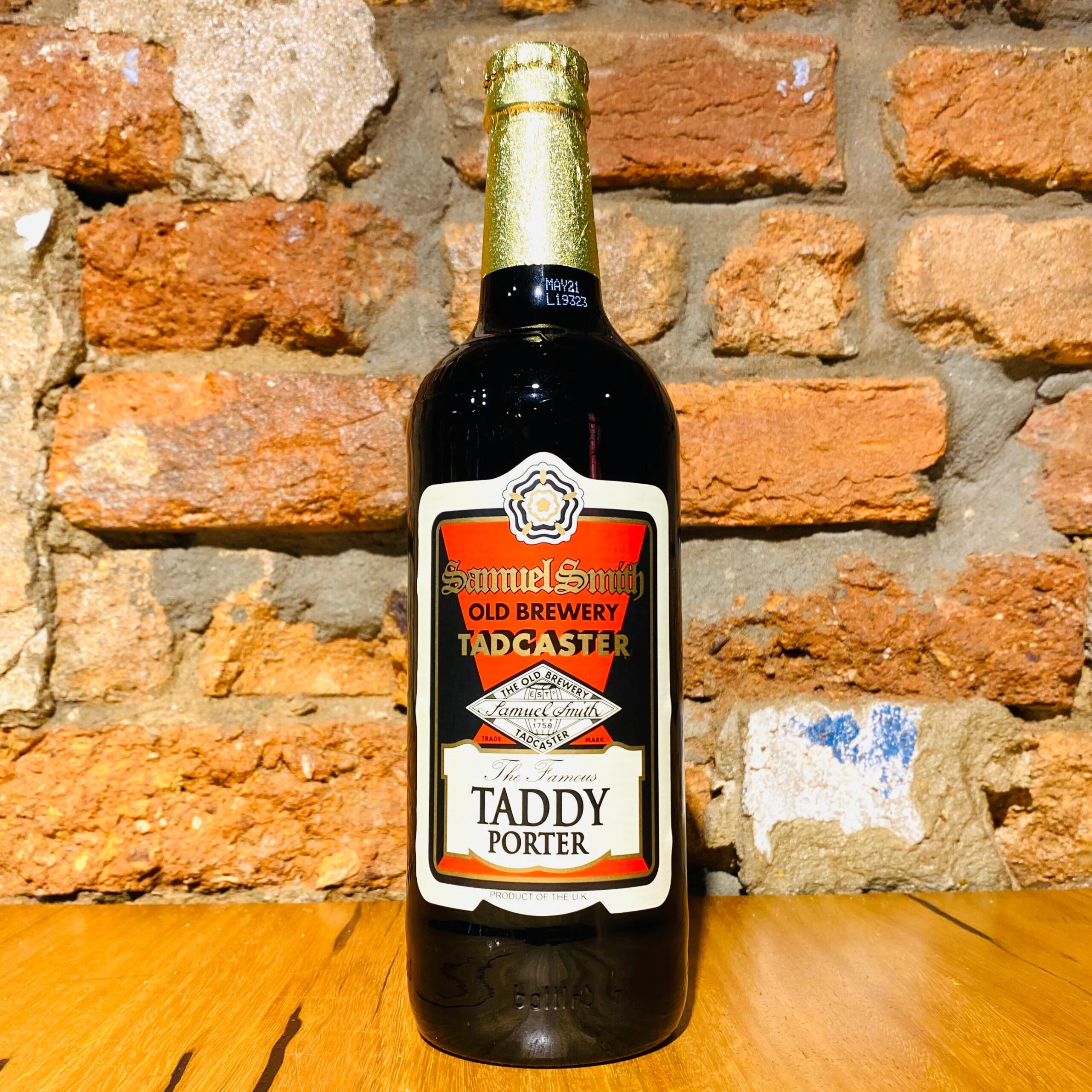 Taddy Porter hat ein beeindruckendes Design, das den Geist des Porter-Biers in Schuppenform einfängt – Taddy Porter: Ein klassisches Porter-Meisterwerk aus dem Herzen Englands