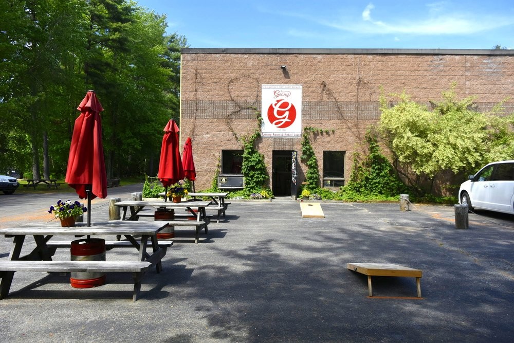 Überblick über die moderne Brauerei der DL Geary Brewing Company mit Stromnetz - Geary's Hampshire Special Ale: Durchdringender Malzgeschmack