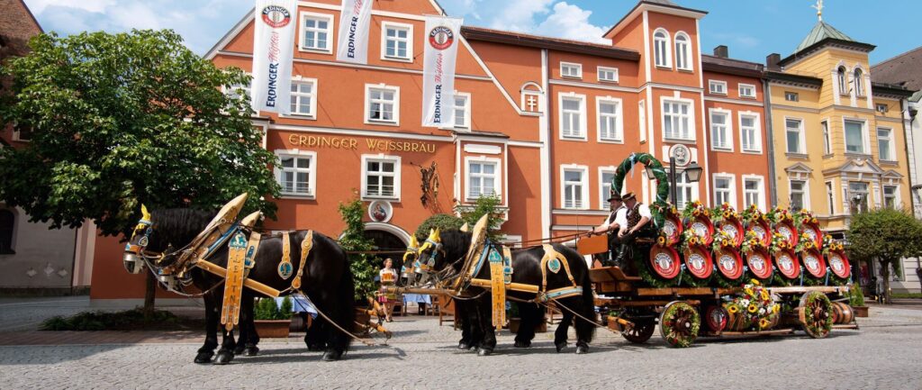 Panorama of Erdinger Weissbrau brewery from outside 1024x433 - Erdinger Dunkel: The Essence of German Beer in Every Sublime Drop