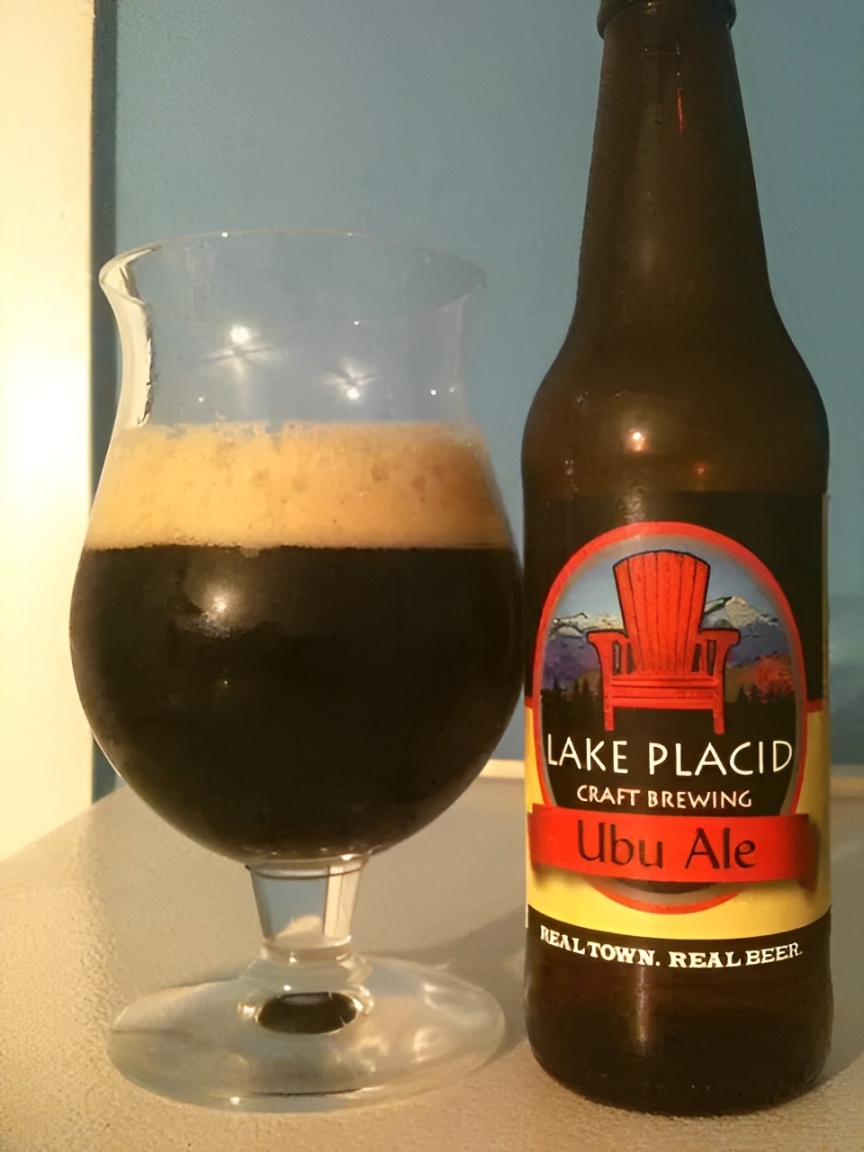 Ubu Ale: Bản Tình Ca Đậm Đà Từ Những Giọt Nắng Adirondacks Ubu Ale voi thiet ke chai bia don gian mang dam chat bia cua nha may lung danh - Ubu Ale: Bản Tình Ca Đậm Đà Từ Những Giọt Nắng Adirondacks