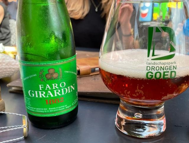 The 5-bottle Girardin Faro 1882 beer is light and refreshing, with natural carbonation that makes every sip taste sweet and refreshing - Girardin Faro 1882: A Love Song With Flavors Across the Centuries