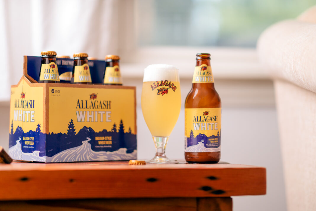 Chai bia Allagash White thủ công