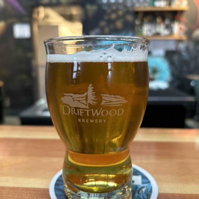 Beer with a golden color and amber color, gentle as a drop of morning dew - Shokunin Koji Ale: Where the Spirit of Craft Beer Speaks