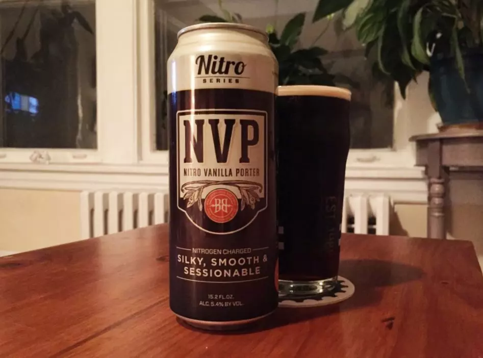 Breck Nitro Vanilla Porter.jpg - Vanilla Porter: Hương Vị Vani Mượt M&agrave; Từ D&atilde;y N&uacute;i Rocky