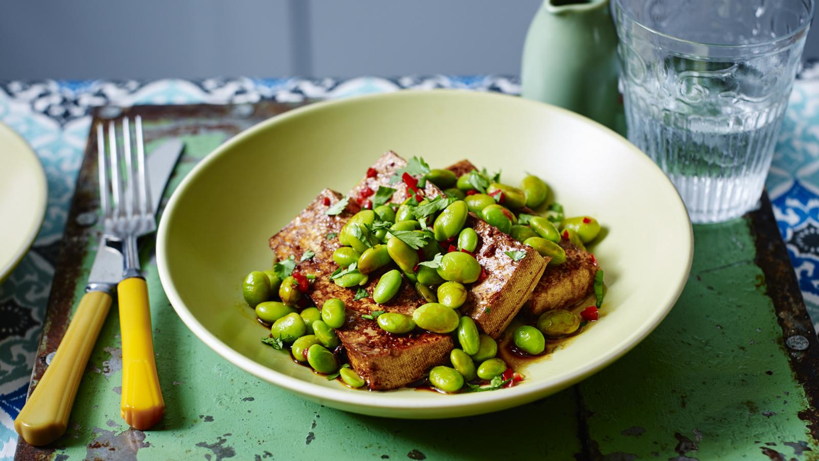 Kinmugi Tōshitsu 75% Aus: Betrunken in jedem Lichtgefühl Süße und staubige Edamame passen sehr gut zu diesem Bier - Kinmugi Tōshitsu 75% Aus: Berauscht von jedem leichten Gefühl