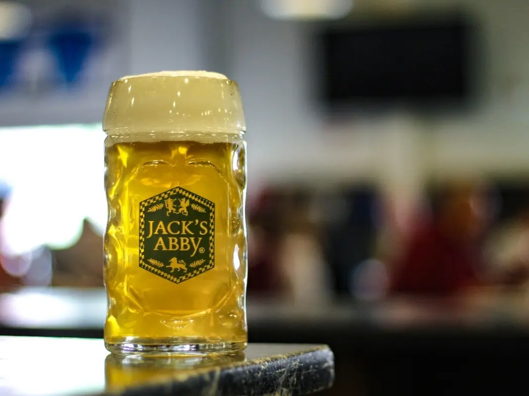 Festbier has a light golden color to the brightest amber sometimes with a delicate touch - Fest Of Both Worlds: The Hymn Of Modern Lager