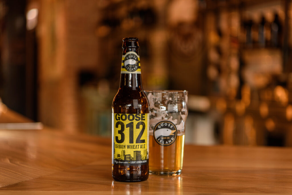 GIBC 312 Urban Wheat Ale 003 1024x683 - 312 Urban Wheat: A Golden Light in the Middle of Chicago
