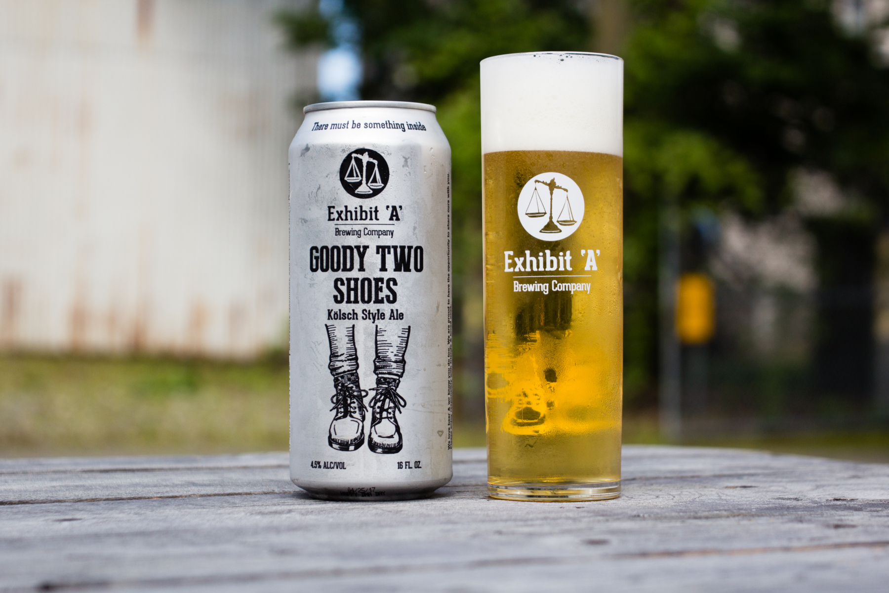 Goody Two Shoes has the most outstanding rom yellow color - Goody Two Shoes: Dewdrops on Hops