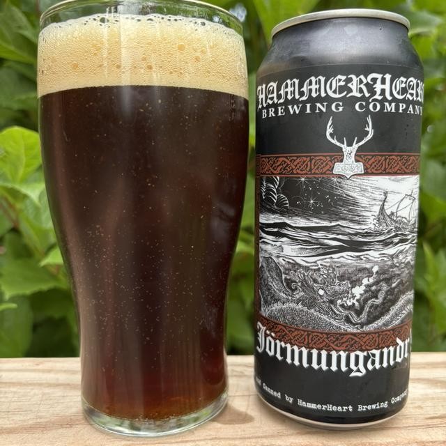 Jörmungandrsblod: Dòng Máu Rắn Biển Đậm Chất Bắc Âu Khi anh sang xuyen qua lop amber dong nhat Jormungandrsblod toa ra sac caramel am ap - Jörmungandrsblod: Dòng Máu Rắn Biển Đậm Chất Bắc Âu