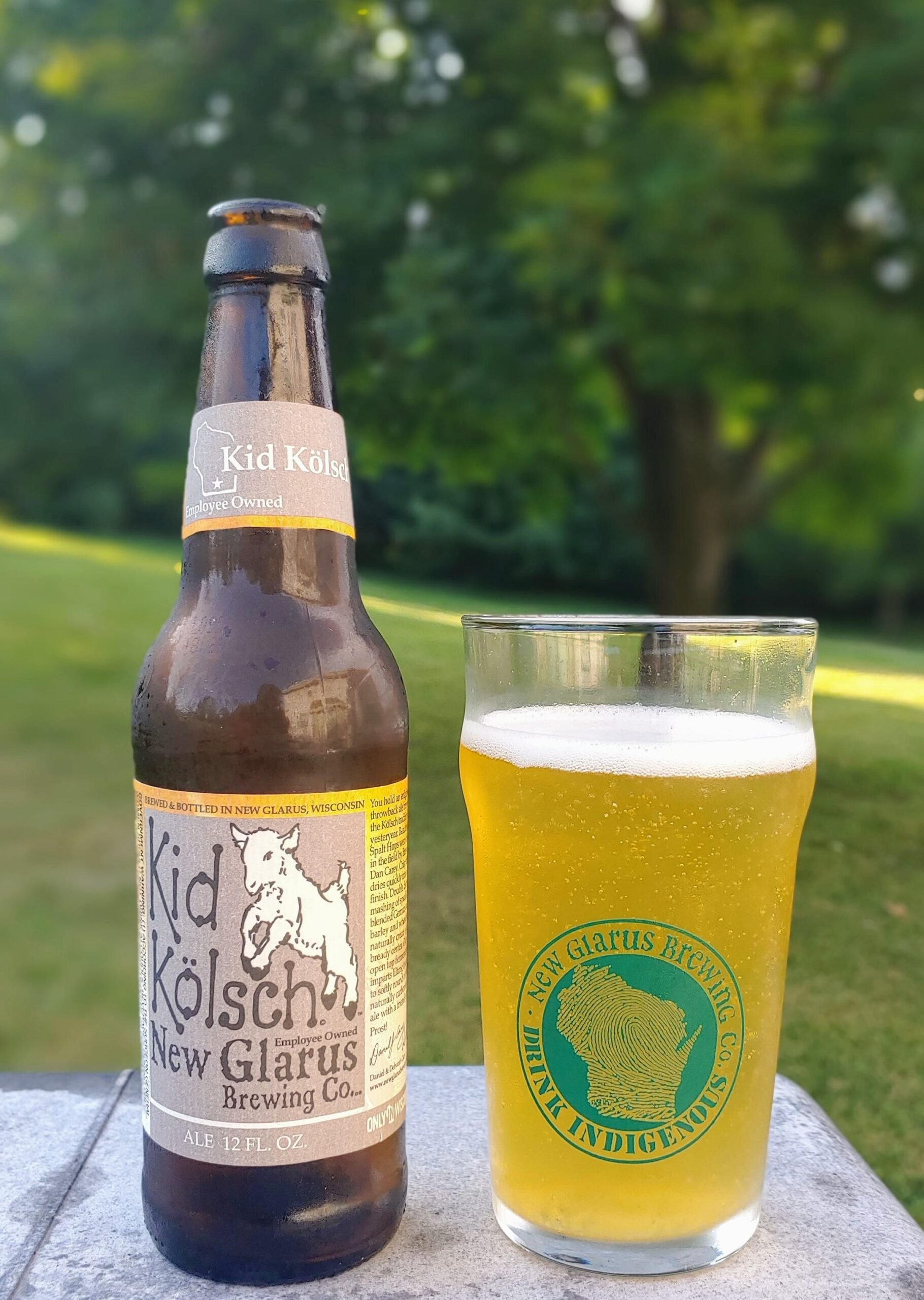 Kid Kolsch co thiet ke lon bia an tuong voi mot chu cuu de thuong scaled - Kid K&ouml;lsch: Nốt Trầm Gi&ograve;n Tan Giữa Bản Giao Hưởng Bia Mỹ