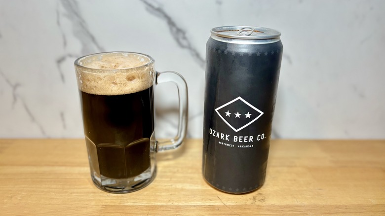 Onyx Coffee Stout: A Fateful Encounter Between Yeast and Coffee Onyx Coffee Stout has a minimalist but extremely unique beer can design - Onyx Coffee Stout: A Fateful Encounter Between Yeast and Coffee