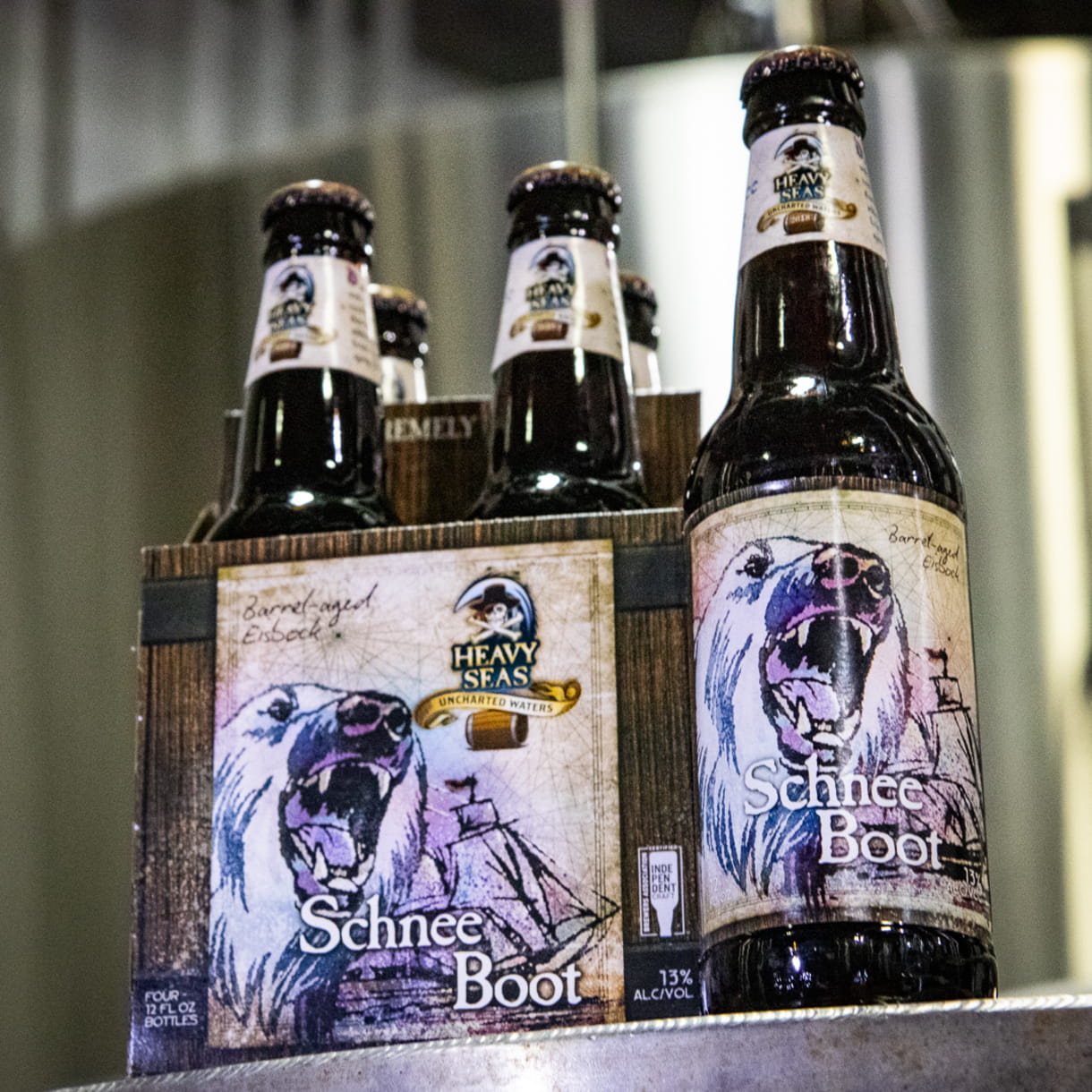 Schnee Boot hat ein einzigartiges und beeindruckendes Bierflaschendesign - Schnee Boot: Der Schatz der Nacht im kalten Meer