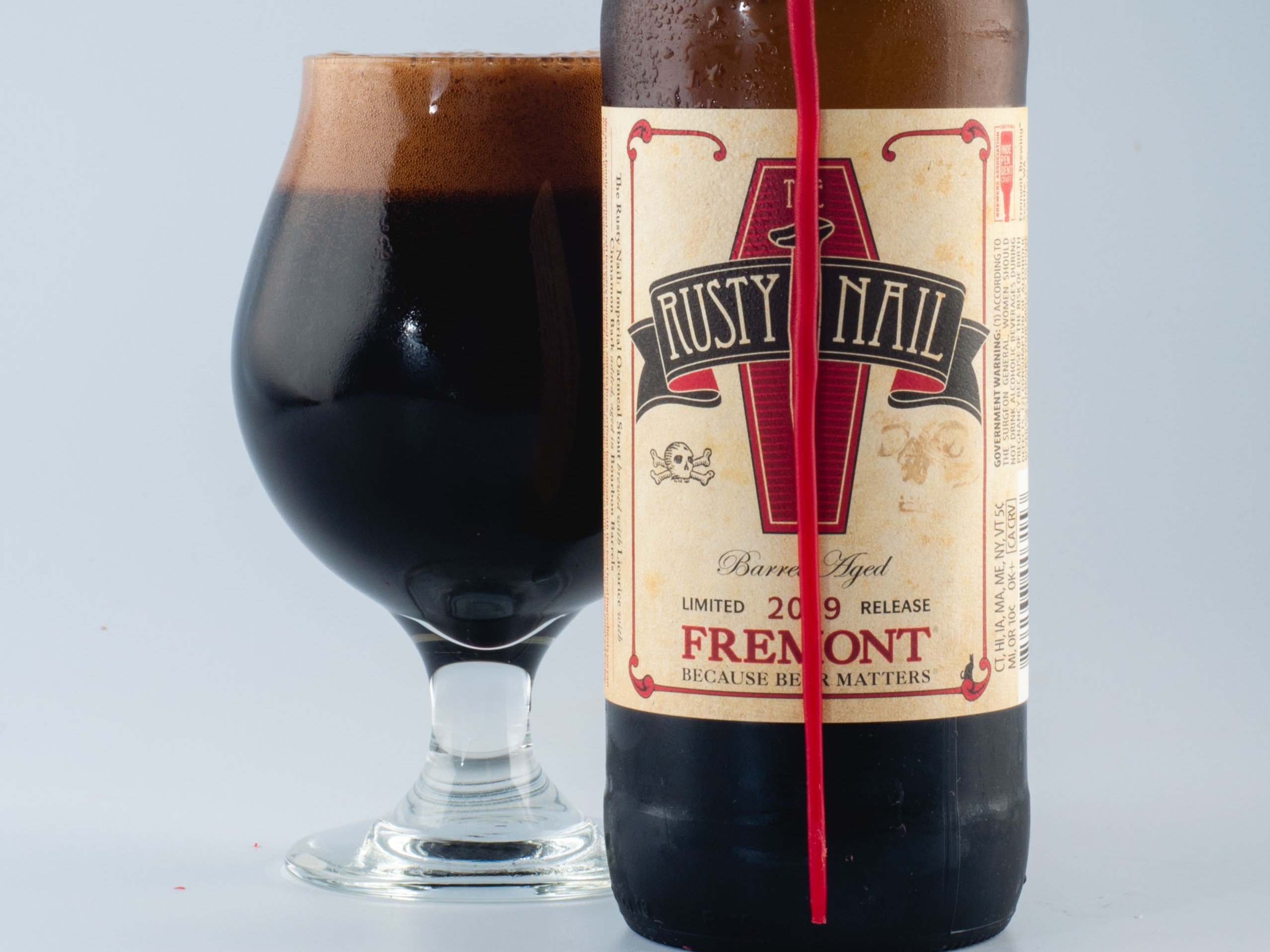 The Rusty Nail has a unique and attractive design - The Rusty Nail: Lost in the Seductive Black Dream