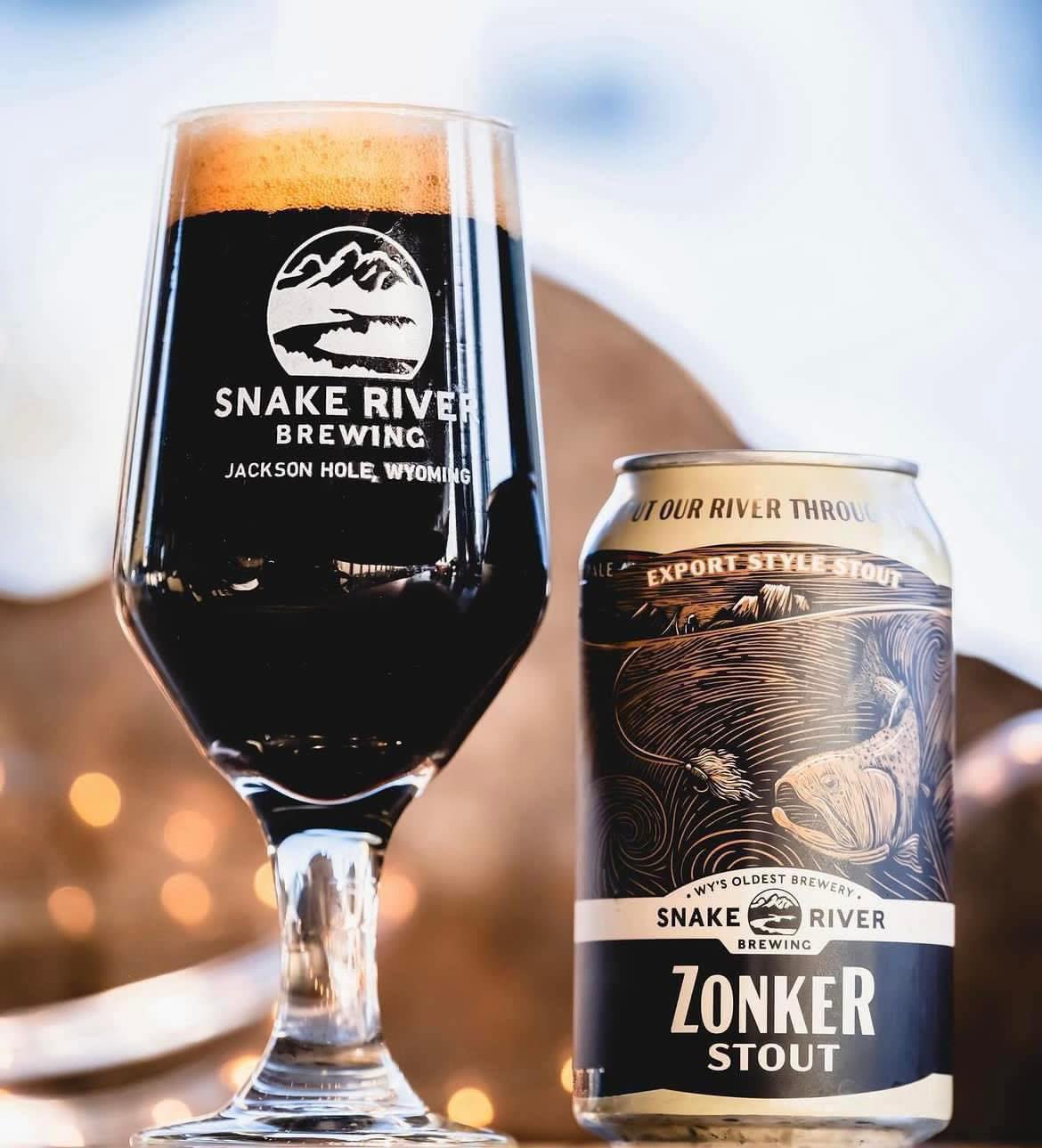 Zonker Stout hien len nhu mot tam man nhung den huyen bi gan nhu khong cho anh sang xuyen qua - Zonker Stout: H&agrave;nh Tr&igrave;nh Từ Mạch Nha Đến Huyền Thoại