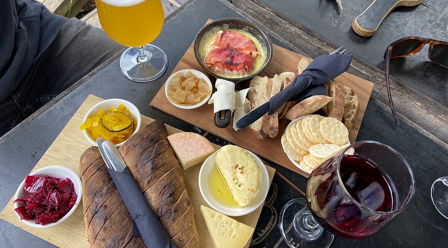 caption - Hennepin: A Belgian-Style Saison in the Heart of New York