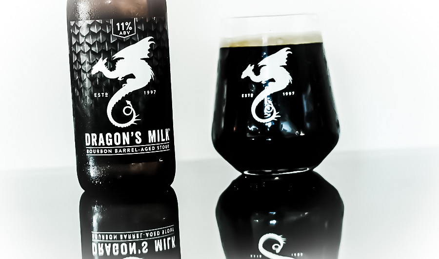 dragonsmilkfeature bearbeitet bearbeitet - Dragon's Milk Bourbon Barrel-Aged Stout: Eine Geschichte des Eichenfassgeschmacks