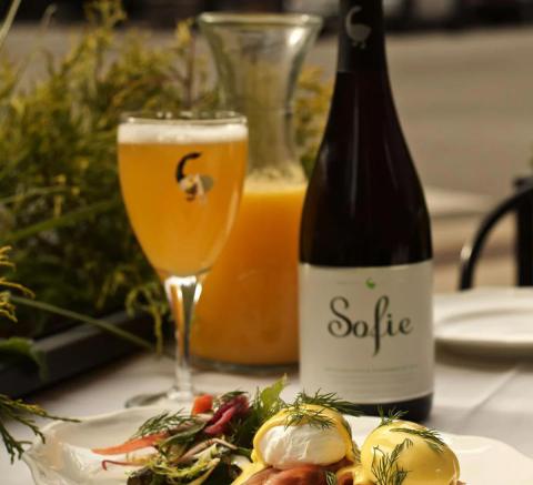 sofie saison2 - Sofie: The Foamy Beauty of Saison Beer from Goose Island