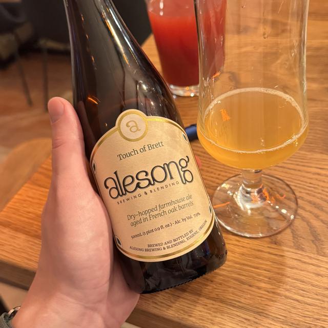 Touch Of Brett: A Love Story Filled In A Glass Of Beer The beer has a warm amber color that shimmers like the color of asphalt on the Oregon autumn forests - Touch Of Brett: A Love Story Filled In A Glass Of Beer