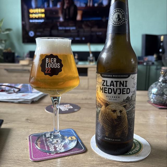 Zlatni Medvjed: The Golden Soul of the Golden Bear Beer is an ordinary yellow color, but it is the warmest golden light - Zlatni Medvjed: The Golden Soul of the Golden Bear
