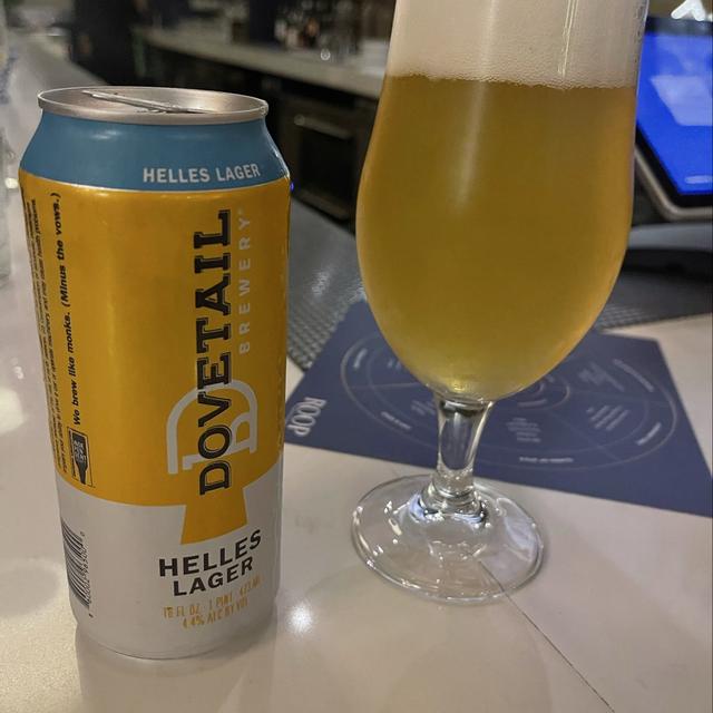Dovetail Helles: Vẻ Đẹp Của Sự Im Lặng Hoàn Hảo Bia co mau vang rom am ap lap lanh nhu anh nang ban mai mua ha xuyen qua ke la - Dovetail Helles: Vẻ Đẹp Của Sự Im Lặng Hoàn Hảo