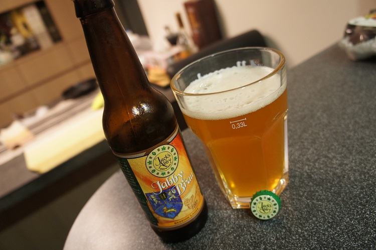 Jabby Brau Klares Bier aus Herzen gewebt