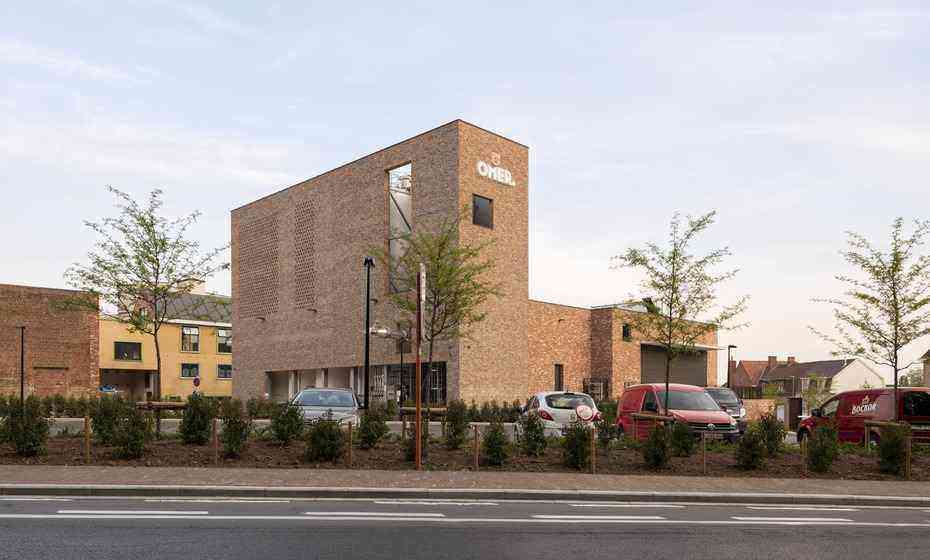 The view outside the Omer Vander Ghinste brewery is filled with nostalgia - Cuvée Des Jacobins Rouge: The Soul of the Past Resounds