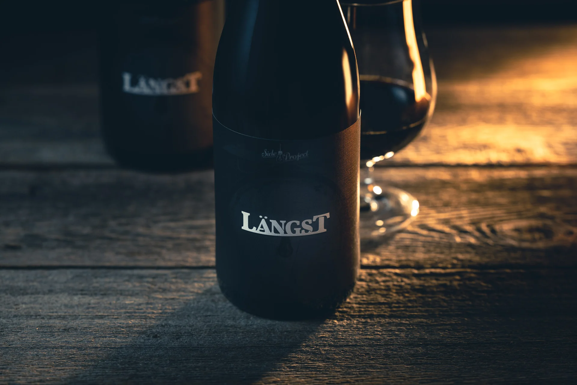 Langst is suitable for intimate meetings - Langst: The Passionate Breath of Dreams Enshrined in Wood