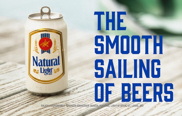 Natural Light dem lai cam giac mat lanh cho nhung ai da tung thuong thuc - Natural Light: Tuy&ecirc;n Ng&ocirc;n Cho Những Th&uacute; Vui Thuần Khiết