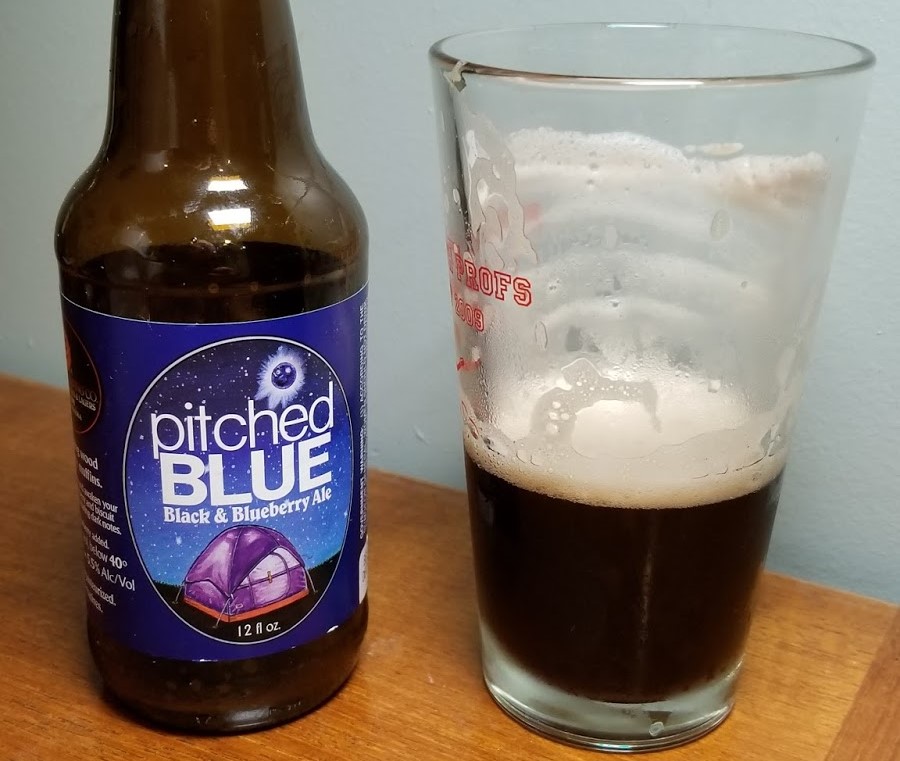 Pitched Blue hinterlässt in den Herzen derer, die von wunderbaren Dingen träumen - Pitched Blue: Die Seele heißer Sommernachmittage